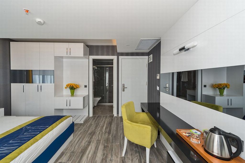 Inntel Hotel Istanbul Exterior photo