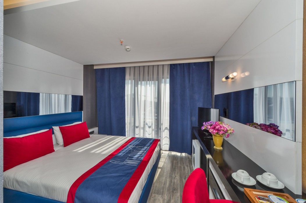 Inntel Hotel Istanbul Exterior photo