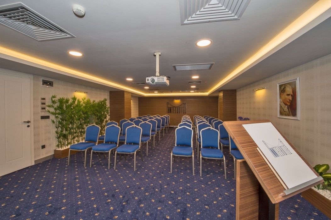 Inntel Hotel Istanbul Exterior photo