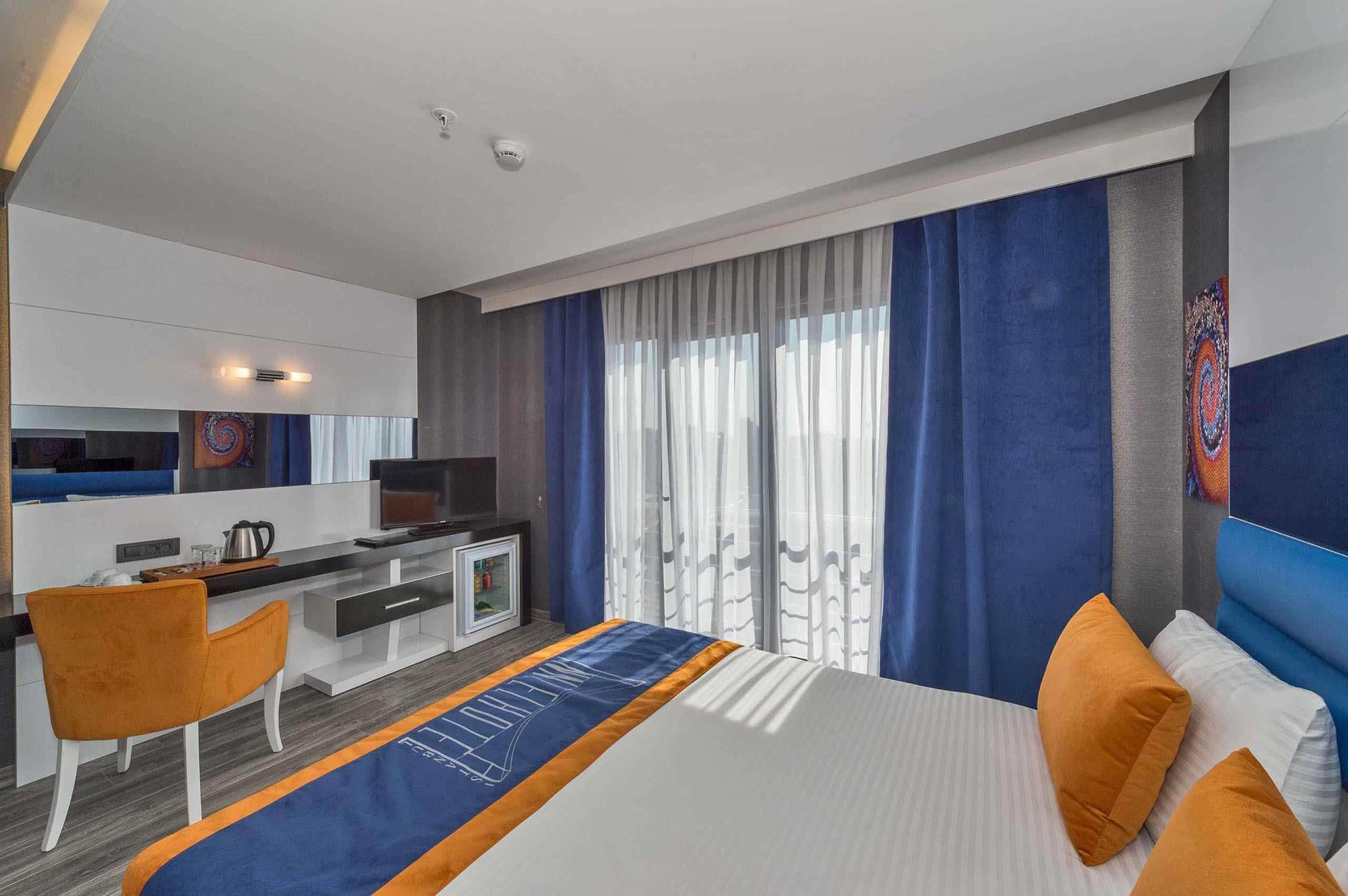 Inntel Hotel Istanbul Exterior photo